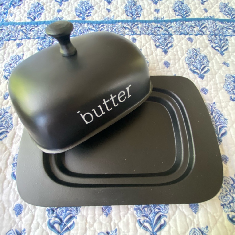 Elegant Black Butter Dish with Lid